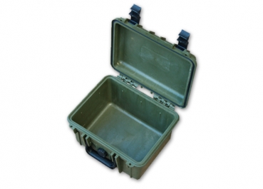 Robust and waterproof regular container